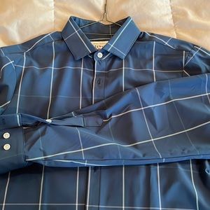 MIZZEN + MAIN Blue with White lines, Long Sleeve Button Shirt Trim Fit Large